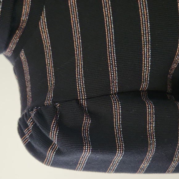 NWOT Veronica Beard Black Turtleneck Size M - Picture 2 of 12